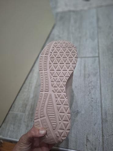 patike na navlacenje: Skechers ženske patike – model SN 177289, boja: blush — 4