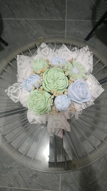 Ručni buketi od sveća – dekorativni i mirisni aranžmani - Buket 1