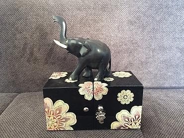 Kutija za nakit, bоја - Crna, Novo na lalafo.rs Kutija za nakit, bоја - Crna, Novo