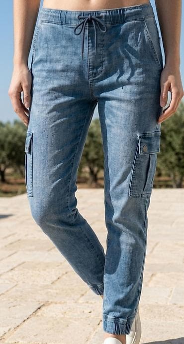 diskverd farmerke: Ženske cargo farmerke – svetlo plave jogger pantalone - Materijal — 1