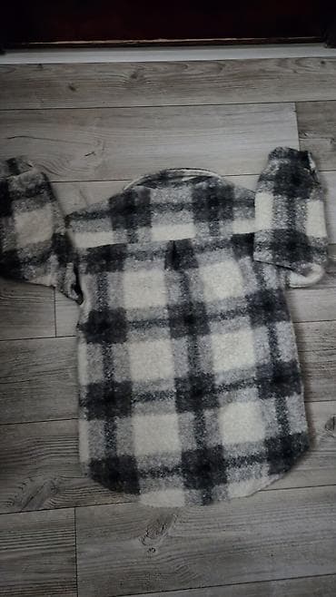 sorc m: Topla „teddy“ košulja/jaknica Caroline Morgan - Model: košulja kroja — 2