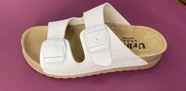 nike papuce benassi: Anatomske papuce
36-41
Cena 2400 din — 1