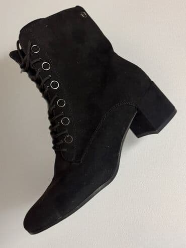 new yorker sortsevi: High boots, Tamaris, 38 — 15