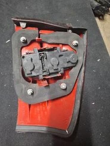 za motor: STOP SVETLO LEVO A6 5. 4B5945095 | Stop svetlo — 2