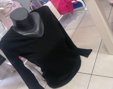 M, Jednobojni, bоја - Crna