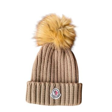 MONCLER ✅ Kapa sa Krznom​ Prodajem potpuno nove, nekorišćene unisex