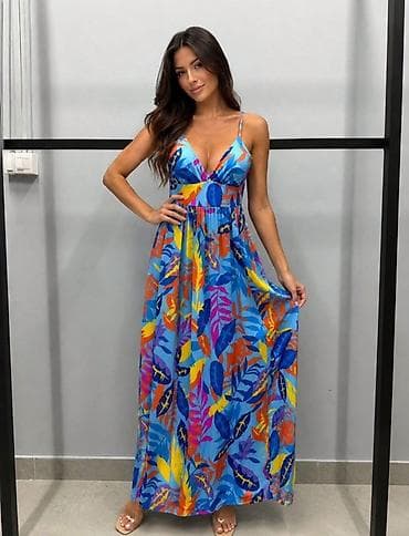 Letnja maxi haljina sa tropskim printom
2200 din 
S M L