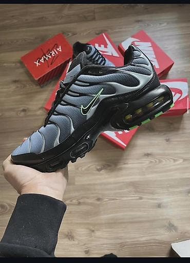 ljubicaste tn patike: Nike Air Max Plus (TN) patike - Model: Air Max Plus sa Tuned Air — 1