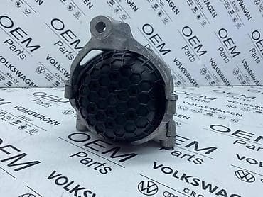 volan za audi a4: NOSAČ MOTORA ZA AUDI A4, A6, A8 . - 4M0 199 372 GB | Nosač motora — 2