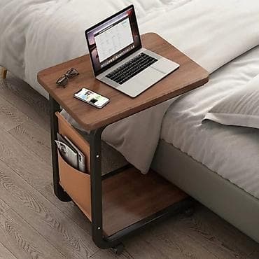 nove kuhinje: Bočni stočić 3300 din Izuzetno praktičan Kompaktan je (45 x 30 x 65 — 2