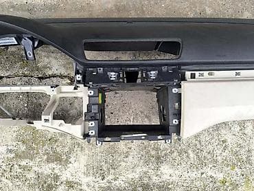 zastita za instrument tablu: KREM TABLA SA AIRBAGOM ZA VOLKSWAGEN PASSAT B7 | Krem, bež tabla sa — 4