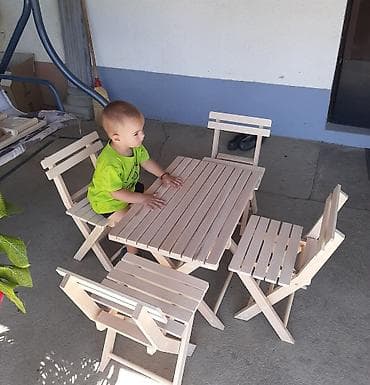 ormari za sobu lesnina: Komlet drveni sto i 4 stolice sa naslonom. - Komplet sadrži — 1