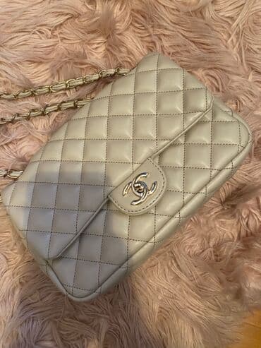 Torbe: Chanel nova kozna torba 2500 din — 3