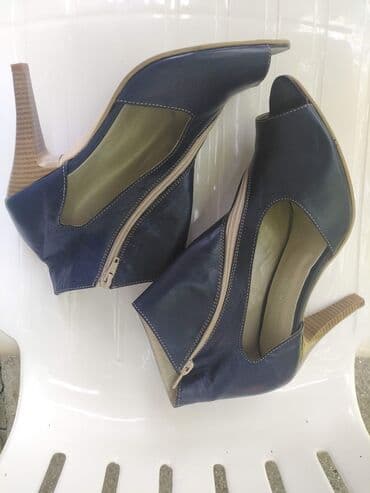 pepco nova varos: Sandals, Zara, 41 — 7