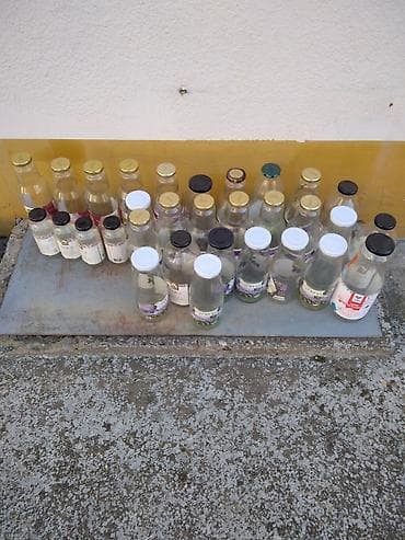 mlin za kafu starinski: Flaše od aronije sa cepovima.Sve ciste,kao nove.Licno preužimanje u — 4