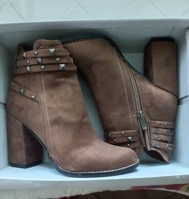 Venčanice i aksesoari: Gležnjače, 38 — 4