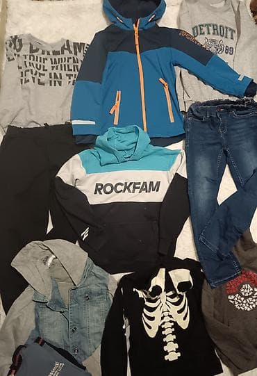 ugg cizme cena: Odličan paket za dečake prolece 122/128 7 do 8g Sastav paketa: - — 1