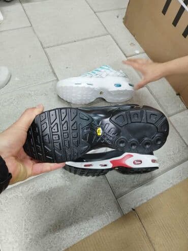 kupaci kostimi h m: Patike, Nike, veličina - 46 — 4