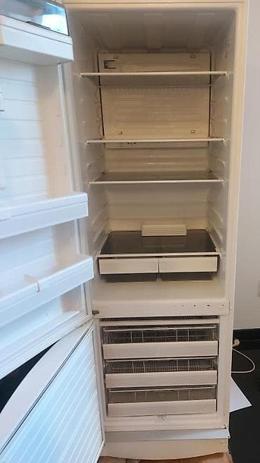 blender za poneti: Kombinovani frižider sa zamrzivačem Cylinda AKF 360-1 - Tip — 2