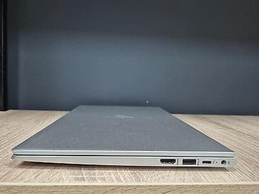 cat nova tablet: HP EliteBook (13.3") – poslovni ultrabook - Ekran: 13.3" mat — 2