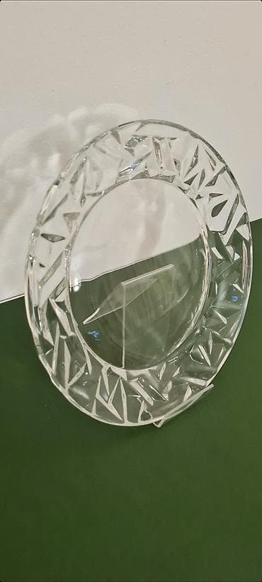 Home care products, Housewares: ▪︎ Na prodaju kao nov tanjir brenda TIFFANY & CO Rock Cut Lead — 1