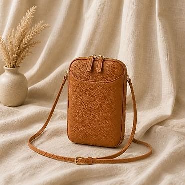 ženska bluza: Crossbody torbica za telefon – karamel braon - Kompaktna torbica — 1