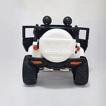 auto na akumulator kupujemprodajem: Jeep 4×4 – Beli – Auto na akumulator za decu Šifra proizvoda — 3