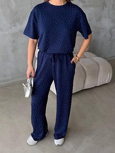 bluza s: 𝑲𝒍𝒆𝒐𝒑𝒂𝒕𝒓𝒂 𝑺𝒕𝒚𝒍𝒆 ✨

⚜️ Velicina S M L
⚜️ Cena 3000 dinara — 4