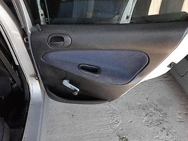skorpion vranje: TAPACIR VRATA ZA PEUGEOT 206 | Tapaciri vrata kao novi za peugeot — 3