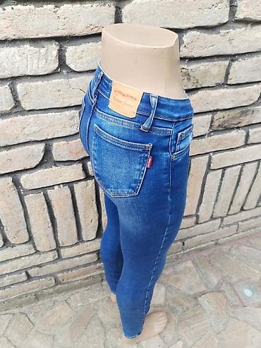 pantalone s: Fioretto farmerke – veličina S - Model: skinny/uzan kroj, pruža — 4