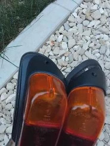 auto plac sirena: STOP SVETLA ZADNJA ZA FICU ZASTAVA 750 | Nova stakla metalno — 4