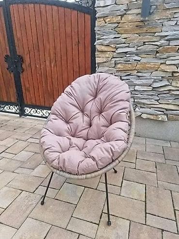 barski stolovi: Jastuk gnezdo za stolice
3700 din 
👑
💋 — 3