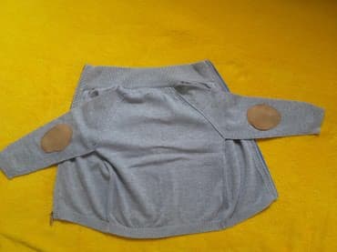 Kupaći kostimi: Zara baby boys džemper Veličina 18-24 mes Odličan topao lagan Cena — 3