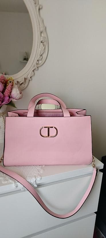 dolce gabbana torbe: Prelepa torba brenda TWINSET, sa dužim kaišem i dve kraće ručke, ima — 4