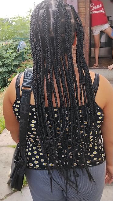 igraonica maša i meda слике: Pletenje afričkih frizura – box braids, cornrows i ekstenzije - — 3