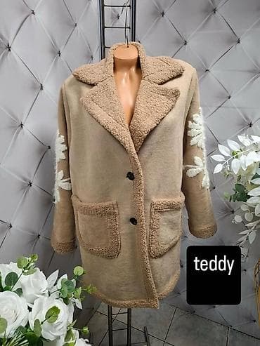 Teddy kaput-jakna u bež boji, kroj do ispod kukova. Gs - Materijal
