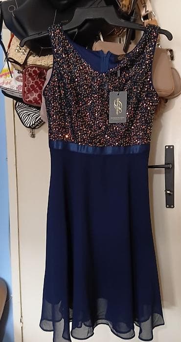 Elegantna koktel haljina Dressystar – tamnoplava - Gornji deo