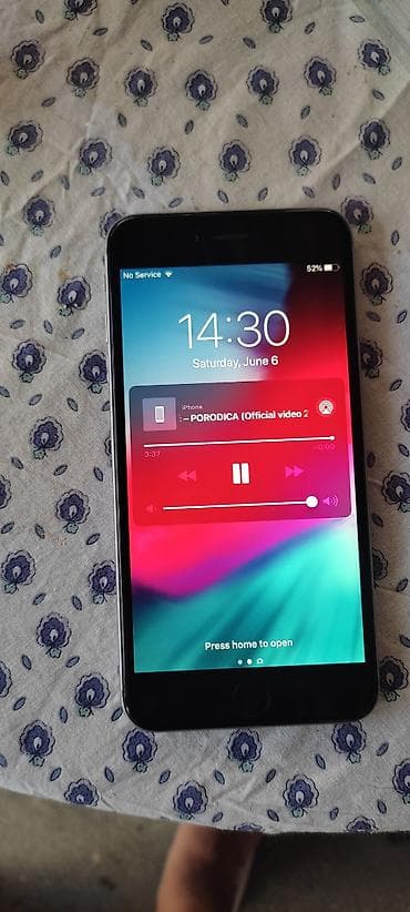 Apple iPhone (serija 6/6s Plus) – Space Gray - Ekran 5.5", Retina HD