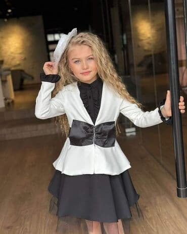 Jedan od najelegantnijih kompleta do sada❗️Sako, suknjica, košuljica i