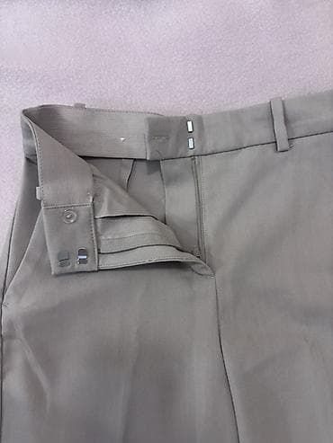 nike farmerke: Ženske elegantne pantalone cigaret kroja Velicina vise odgovara 32 — 2