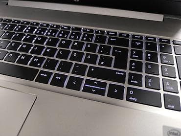 laptop charger: Vrhunska biznis serija Hp ProBook 450 G7. Laptop je zasnovan na Intel — 10