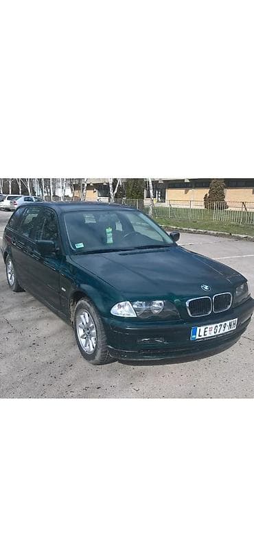 solarni punjac za akumulator: BMW 320d Touring (E46) – karavan, tamnozelena boja. Ključne — 2