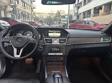 top car loznica: Registrovan godinu dana Motor 3.0 sa vodenim hladnjem turbine Menjac — 10