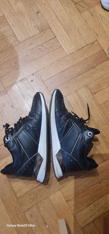 Guess, 37, bоја - Crna