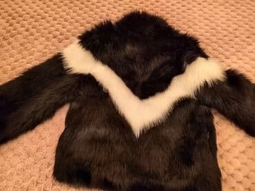 stradivarius sivi kaput: M (EU 38), With lining, Faux fur, color - Black — 1
