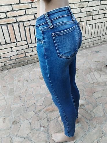 patike sa ortopedskom petom: Fioretto farmerke – veličina S - Model: skinny/uzan kroj, pruža — 3