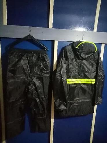 komplet sako i sorc: KISNA KABANICA KOMPLET NOVA PUTARSKA JAKNA I PANTALONE | Cene nisu — 2