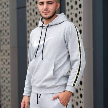 nike tech fleece trenerke komplet: NIKE KOMPLET TRENERKA Dzeparke Cena 4590 dinara Veličine S M L XL — 4