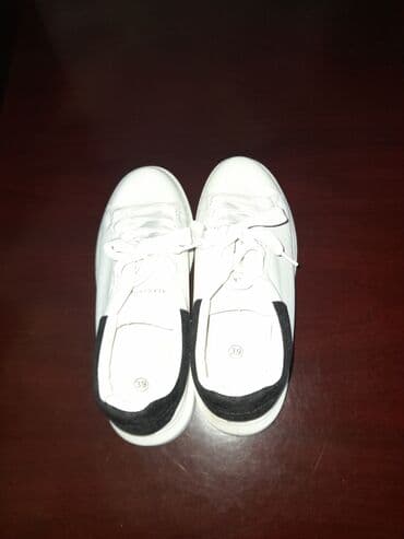 starke sa djonom: Alexander McQueen, 39, bоја - Bela — 4