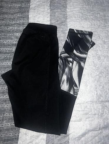 ADIDAS helanke vel.XS.Polovne ali očuvane,ćerka ih je prerasla